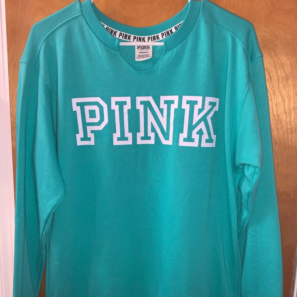 Victoria’s Secret Pink long sleeve shirt